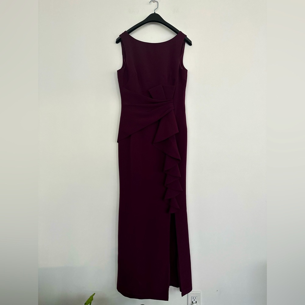Eliza J Ruffle Front Gown - Picture 6 of 10